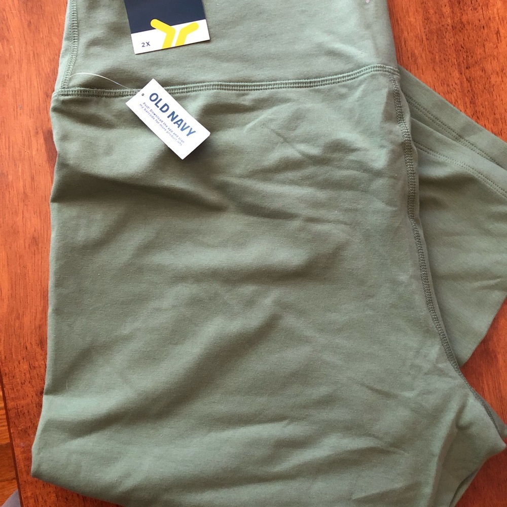 NWT old navy green leggings size 22